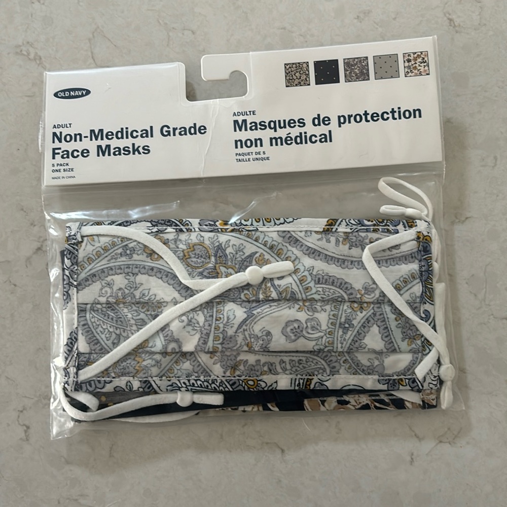 Old Navy Face Masks 5 Pack NWT